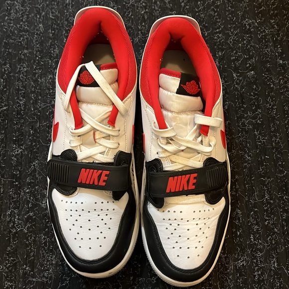 Air Jordan Legacy 312 Low GS red CD7069–160 - Picture 6 of 6